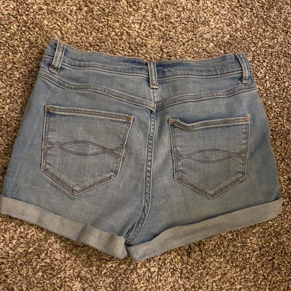 Abercrombie & Fitch embroidered denim shorts - Picture 5 of 5